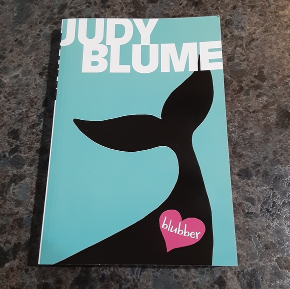 Judy Blume Essentials Book Set: 4 Adolescence Books About Surviving Tween Years - Picture 3 of 7